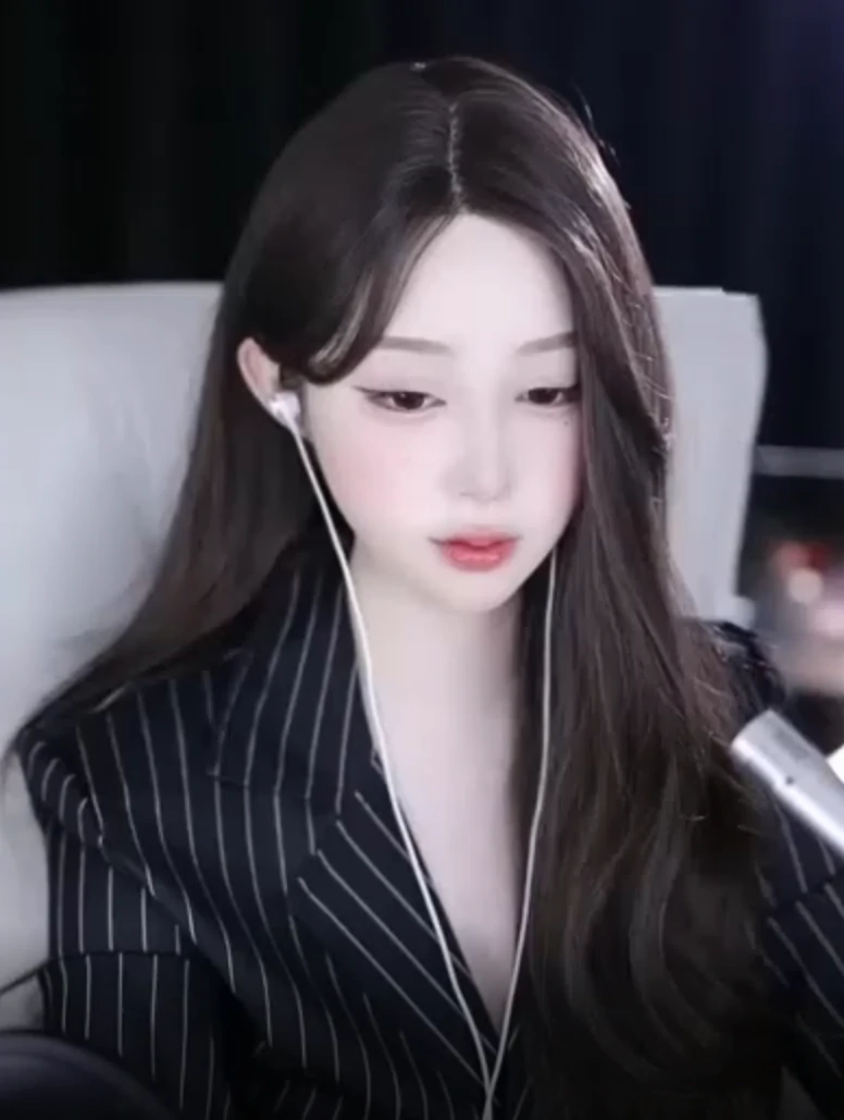 《好久不见》原斗鱼主播Doki醒醒/尤猫醒醒新作（和榜一大哥约会）